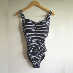Sea Level Swim,Twist Front Multifit One-Piece Swimsuit,Black/White, Size 6,NWOT
